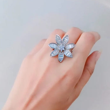 Heart Floral Elegant Ring Zayn Luxury Jewellery